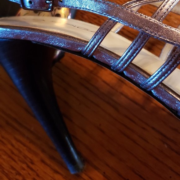 Via Spiga Women's Heels 9 1/2 M - Picture 2 of 3